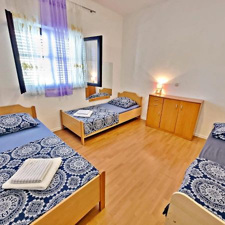 Apartman Irena With Terase End Private Parking Donji Okrug  Luaran gambar